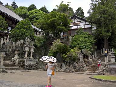 MB_Nara_Todaiji_Nigatsudu_Hallutsu_Hall_WP_20170624_13_06_31_Pro