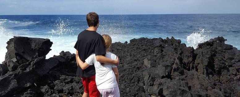 Adelsbergen__Kids_genieten_van_zeewaterspektakel_MRU