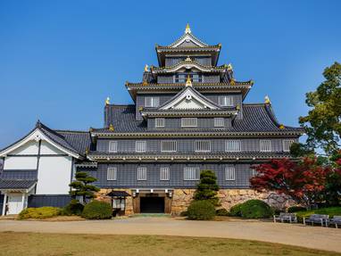 Okayama_Castle_-_front_view