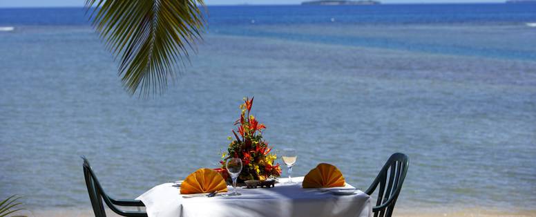 First-landing-resort-romantisch-dineren-bij-het-strand