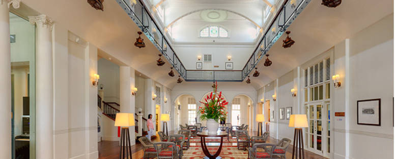 Grand_Pacific_Hotel_-_Lobby