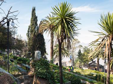 CL_Santiago_-_Cerro_San_Cristobal_vct