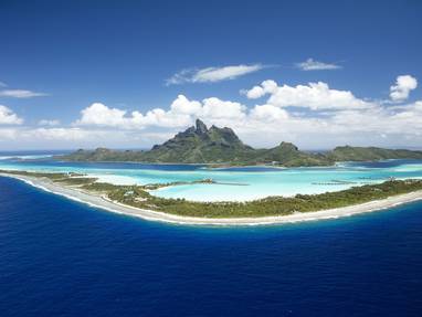 P2_08_BORA_BORA_Bora_Bora_(2)_©_Grégoire_Le_Bacon_Tahiti_Nui_Helicopters
