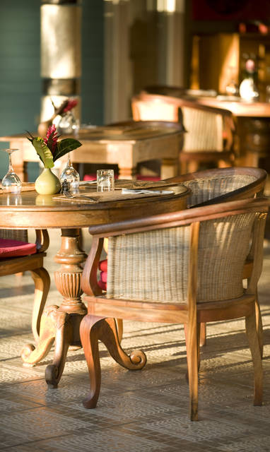 RFP_Raiatea_Lodge_Dining_Area_(3)