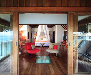 MOZ_Sofitel_Moorea_Luxury_OW_Bungalow6