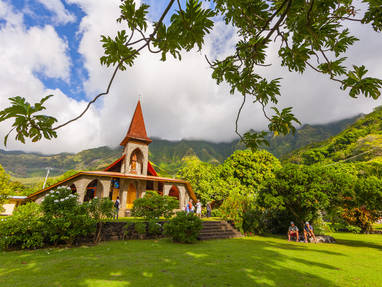 Aranui_Tahuata_church