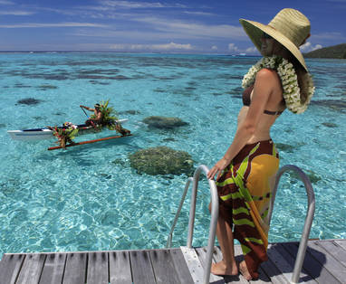 MOZ_Sofitel_Moorea_Canoe_Breakfast_2