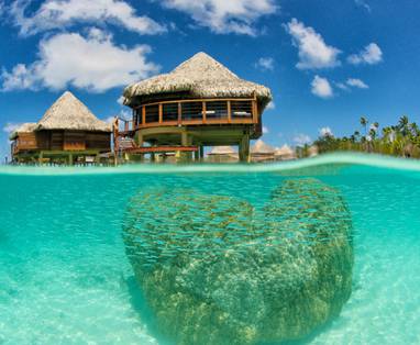 RGI_KiaOra_Overwater_bungalow_(7)_Kenna