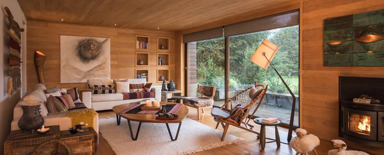 05_-_Hacienda_Living