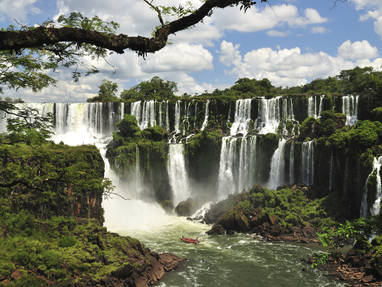 Aliwen_Iguazu_Falls