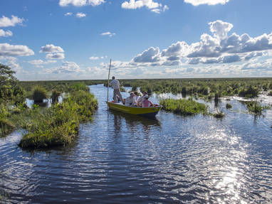 1_Ibera_Wetlands_-_Laguna_Valle