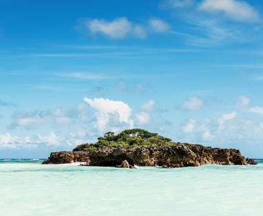 BlueSafari-astove-scenic-03-mjones_(1)