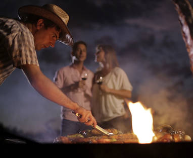 parejita_frente_al_fuego_3