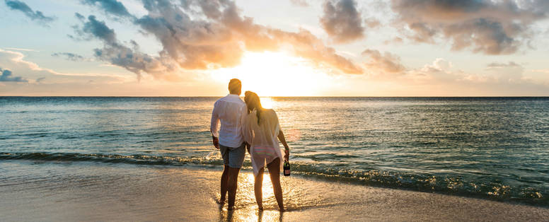 BlueSafari-alphonse-couples-sundowners-03-AnthonyGrote