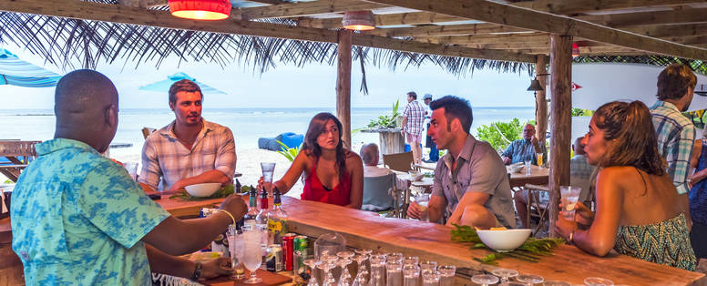 BlueSafari-alphonse-beach-bar-10-AnthonyGrote