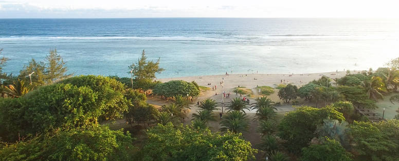 PLAGE_FACE_A_L'HOTEL