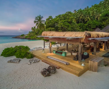 North-Island-PiazzaDeck