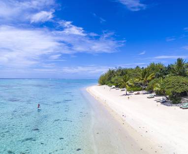 Paddleboarding-PacificResortAitutaki-CRED_davidkirklandphotography
