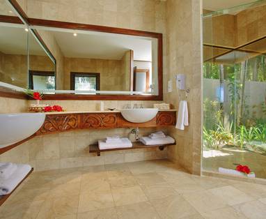 Ultimate_Beachfront_Villa_Bathroom-PacificResortAitutaki-CRED_turamaphotography