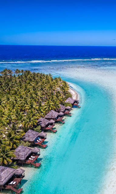 ALPIR-Overwater-Bungalows-shot-3