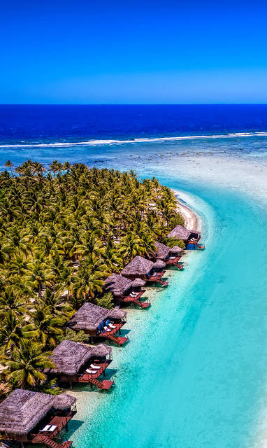ALPIR-Overwater-Bungalows-shot-3_(1)
