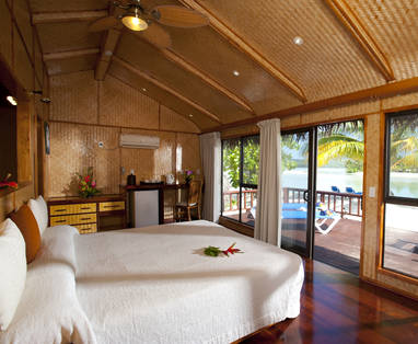 ALPIR-Beachfront-Bungalow-Interior