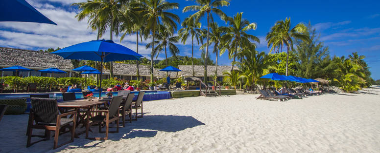 Manuia-Beach-On-the-Beach-Pool-Side-Dining