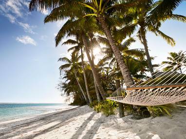 beachhammock-RoyaleTakitumu-CRED_babichemartens