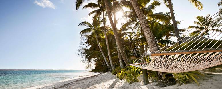 beachhammock-RoyaleTakitumu-CRED_babichemartens