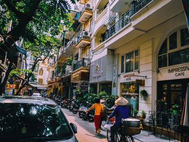 people-walking-in-front-of-buildings-1004122_Hanoi