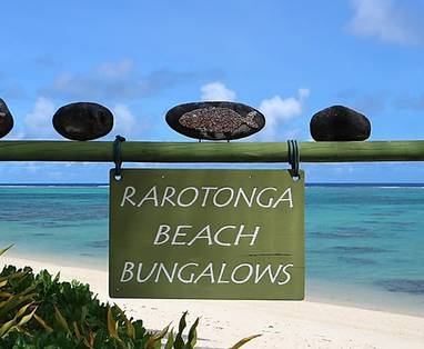 rarotonga_beach_bungalows_sign
