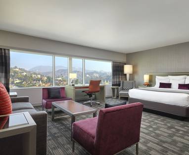 over_sized_studio_king_suite_loews_hollywood