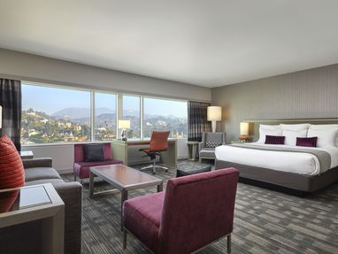 over_sized_studio_king_suite_loews_hollywood