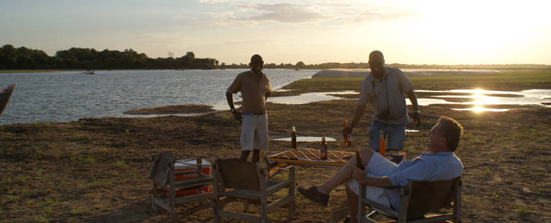 Selous_Wilderness_Camp_10_Sundowner
