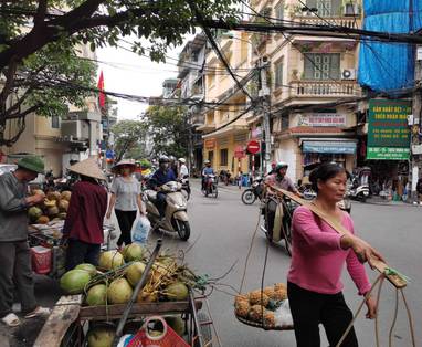 Hanoi_streets_(Lisanne)