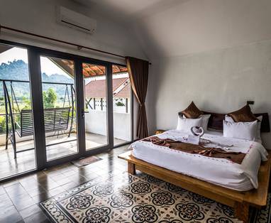 VN_Phong_Nha_Bedroom_-_1_bedroom_Villa