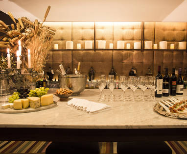 PE_titilaka_lodge_bar_restaurant_TL_Bar_003A_low_(1)