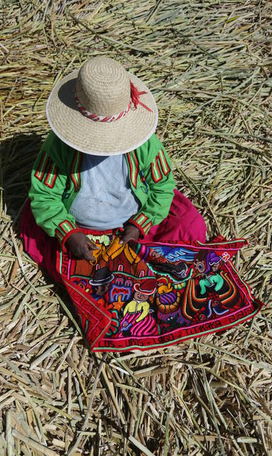 PE_titilaka_lodge_bevolking_cultuur_Morton_Andersen_2019_-_Uros_(36)