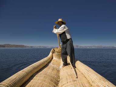 PE_titilaka_lodge__boot_traditioneel_TL_IslandLake001_(2)