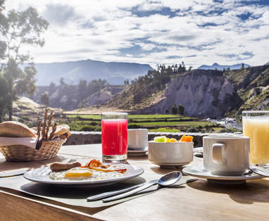 PE_colca_lodge_uitgebreid_ontbijt_prachtig_uitzicht_4