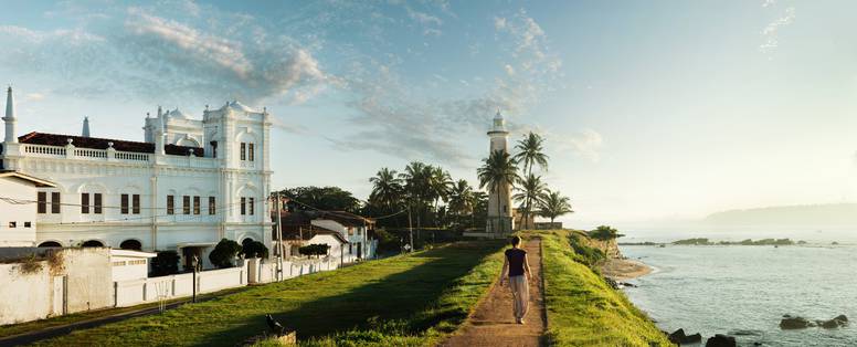 Galle-lighthouse_(2)