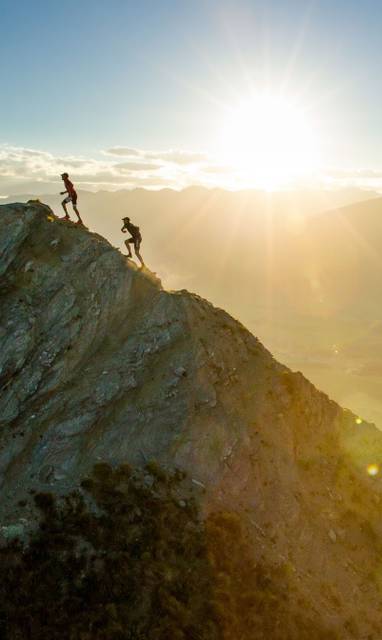 NZ_azur_lodge_bergbeklimmen_activiteiten