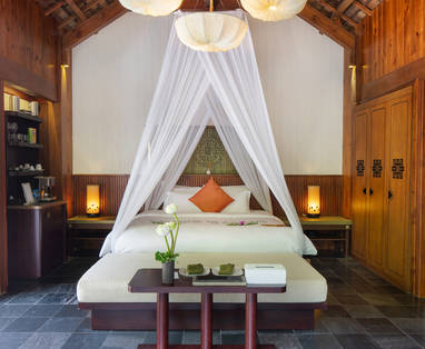 VN_Saigon_Pool_Suite_7