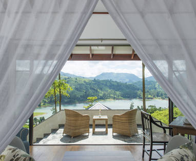 Dickoya_(3)_l_Lakeview_Bedroom