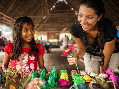 PE_delfin_cruise_3_amazone_lokale_bevolking_cultuur_Market_(2)