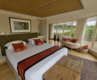 PE_delfin_cruise_3_amazone_suite_slaapkamer_3._Delfin_III_-_Owner's_Suite