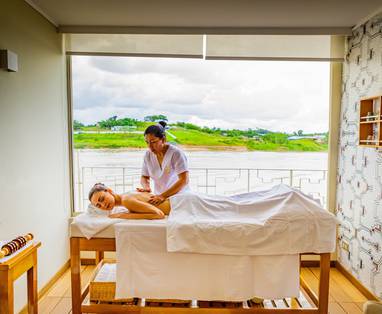 PE_delfin_cruise_3_amazone_spa_ruimte_massage_19._Delfin_III_-_Dining_Room