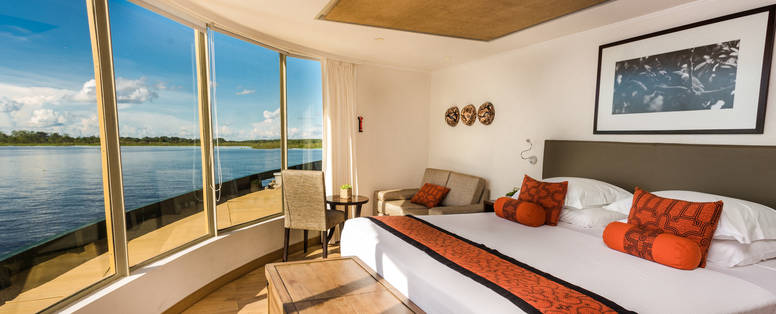 PE_delfin_cruise_3_amazone_suite_slaapkamer_7._Delfin_III_-_Corner_Suite