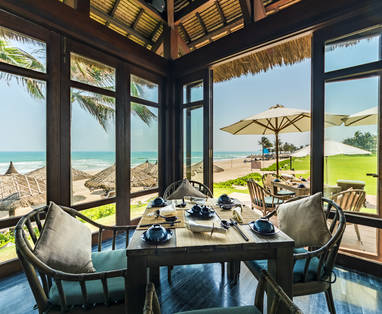 VN_Nha_Trang_29_The_Anam_-_Lang_Viet_Restaurant_II