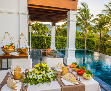 VN_Nha_Trang_33_The_Anam_-_Dinner_at_Villa